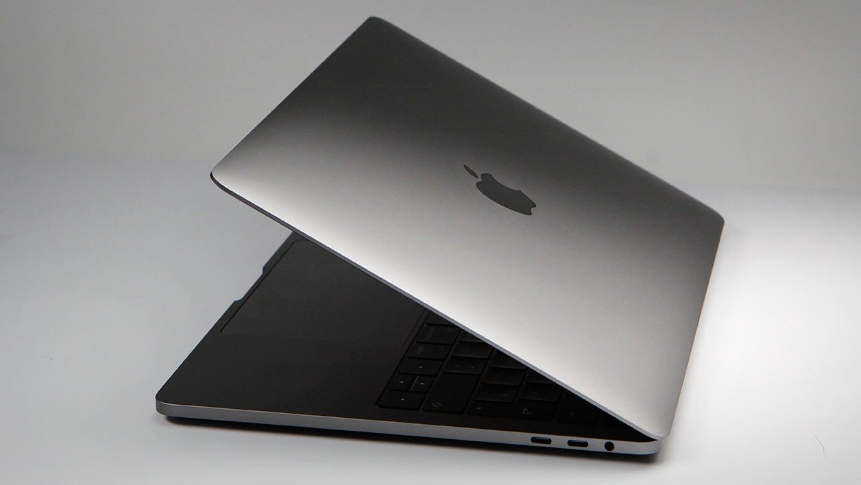 MacBook Pro 13" pouces avec Touch Bar