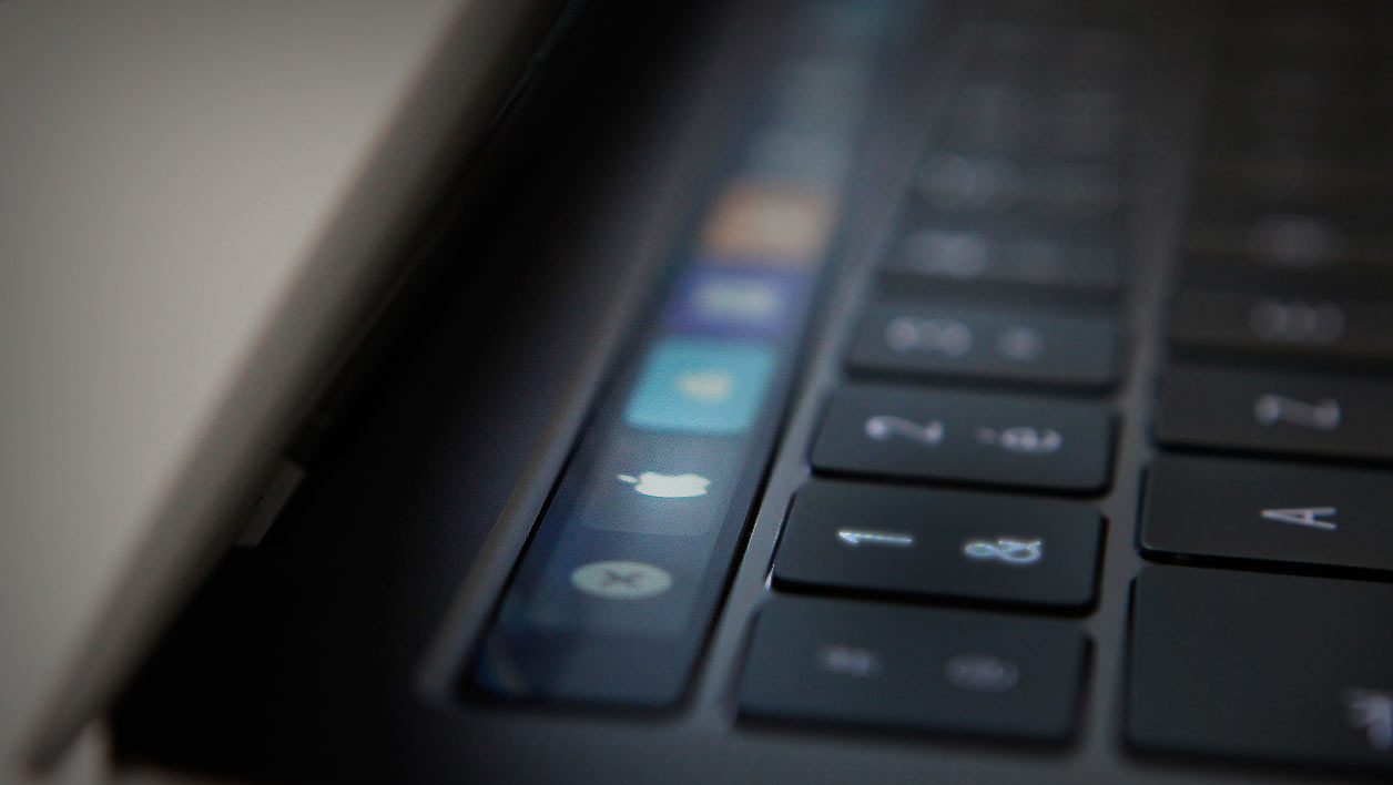 MacBook Pro 13" pouces avec Touch Bar