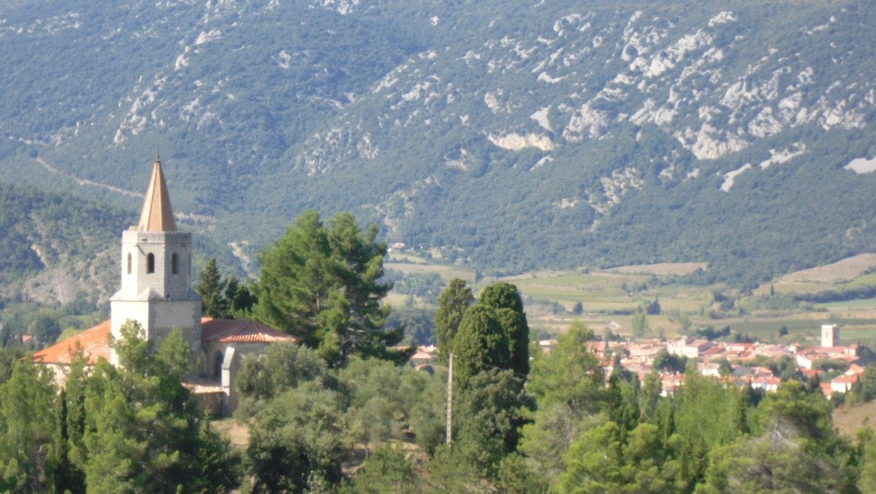 Le village de Caudiès-de-Fenouillèdes.