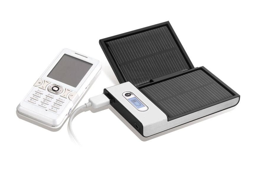 Wewoo - Chargeur solaire pour téléphone portable, appareil photo numérique,  PDA, lecteur MP3 / MP4 Baby Bleu 1350mAh - Chargeurs solaires - Rue du  Commerce