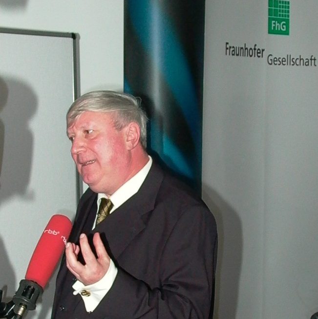 Le docteur Bertram Nickolay du Fraunhofer Institut de Berlin