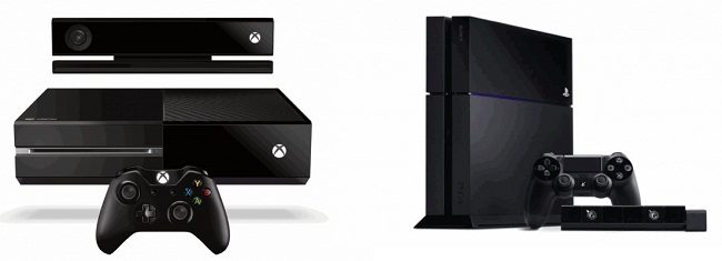 A droite la Xbox One, à gauche la PS4.