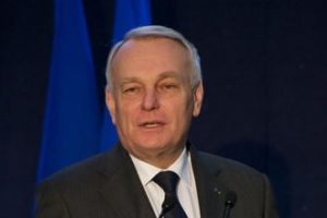 Face à la NSA, Jean-Marc Ayrault se dit "choqué".