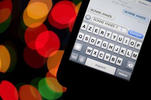 Nouvel An: 300 millions de SMS/MMS échangés entre 21h et 2h