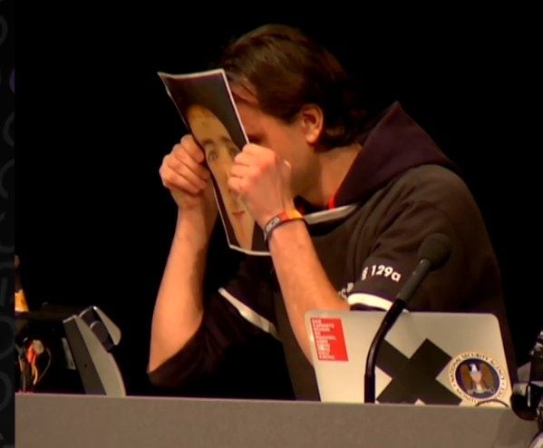 Une photo imprimée et hop, on est authentifié