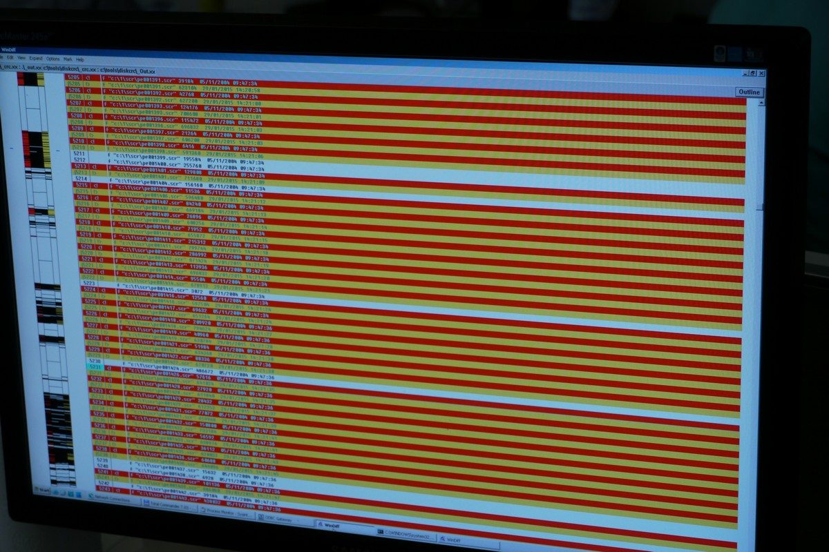 WinDiff permet de comparer de manière graphique des fichiers Windows.