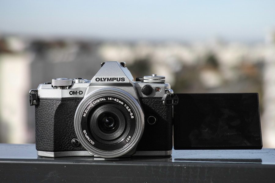 Olympus OM-D E-M5 Mark II