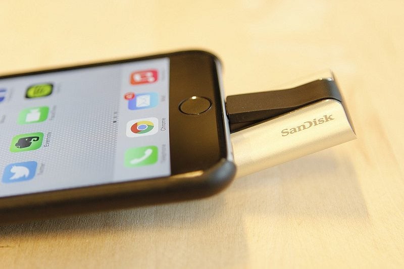 Test Stockage clé Ixpand Sandisk Lightning iPhone iPad iPod Touch 