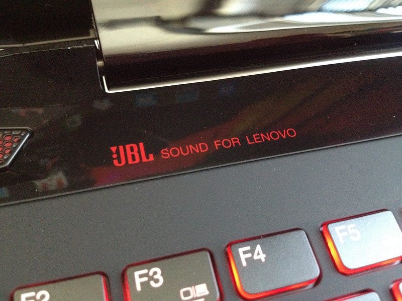 Ce PC gamer portable de chez Lenovo est à moins de 900€ chez Cdiscount