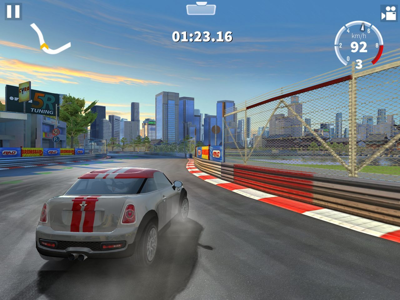 6 jeux de course gratuits pour iPhone, iPad, Android et Windows Phone