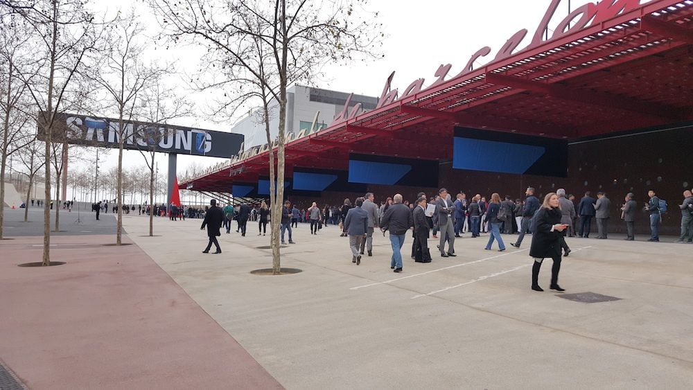 Fil d'attente pour la conférence Samsung au MWC 2016