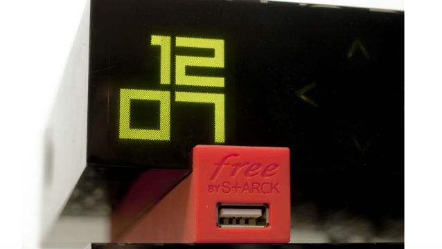 Assistance Free - Ma télécommande Freebox Révolution