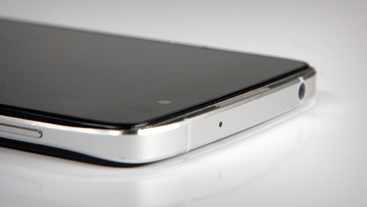 L'Alcatel Idol 4