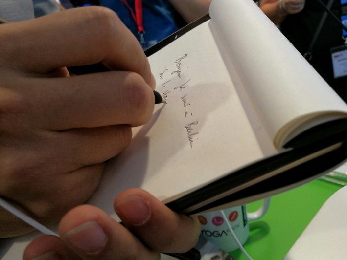 Lenovo Yoga Book