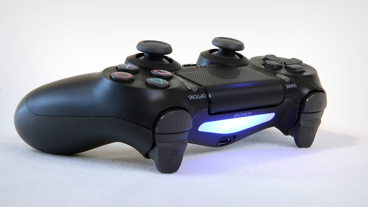 Soldes PlayStation : le prix de la console PS4 est en chute libre sur  Cdiscount