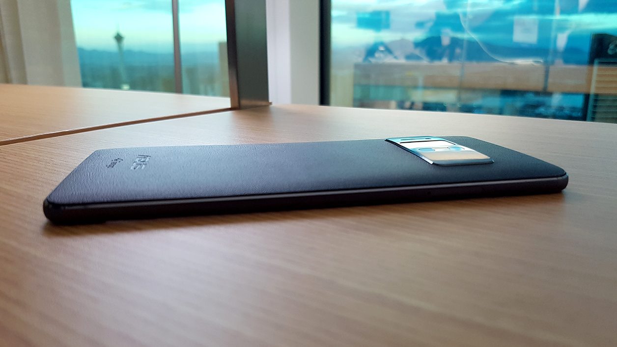 L'Asus Zenfone AR