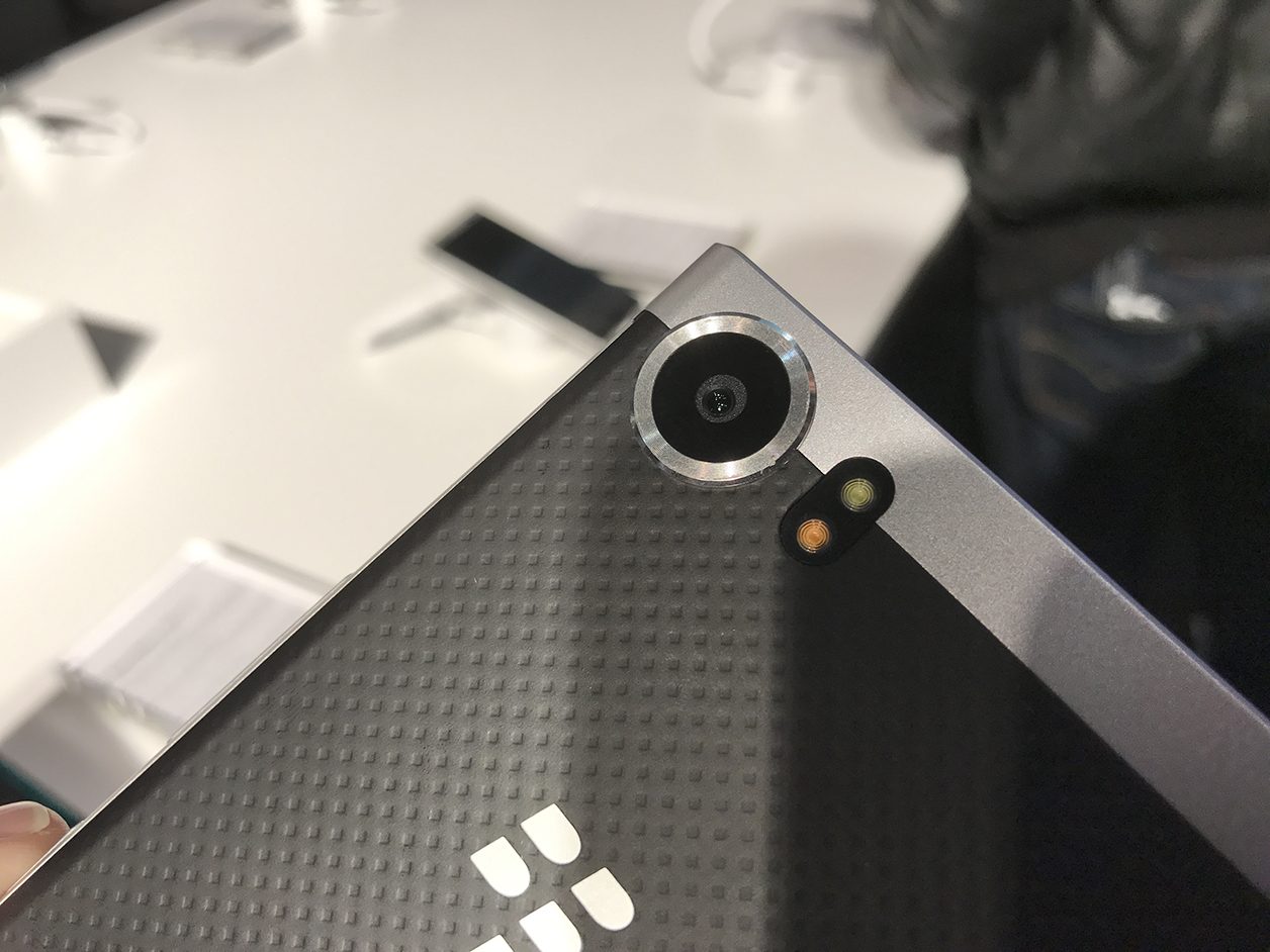 Le BlackBerry KEYone