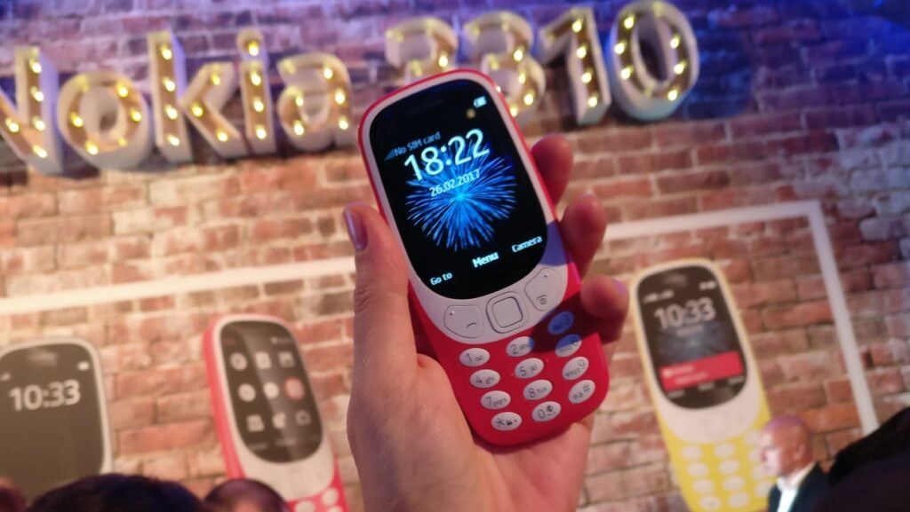 Nokia 3310, iPhone 6, BlackBerry Les portables les plus emblématiques de  ces dernières décennies