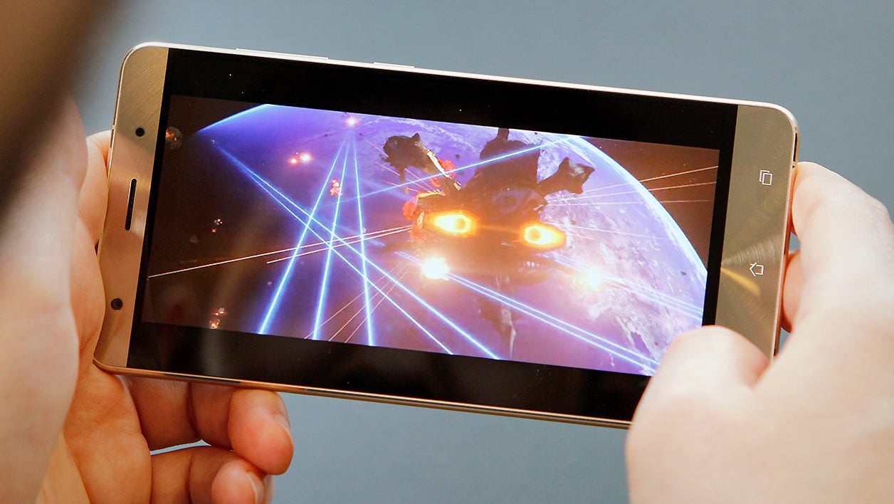 L'Asus Zenfone 3 Deluxe (Snapdragon 821)