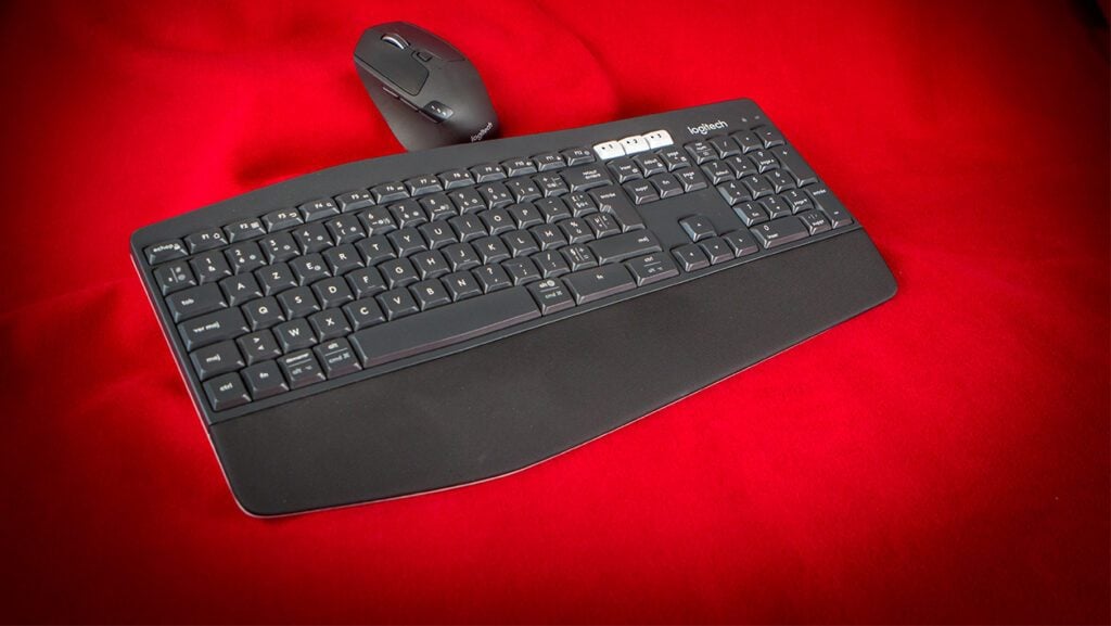 Clavier et souris Logitech Wireless Desktop MK300 prix Maroc