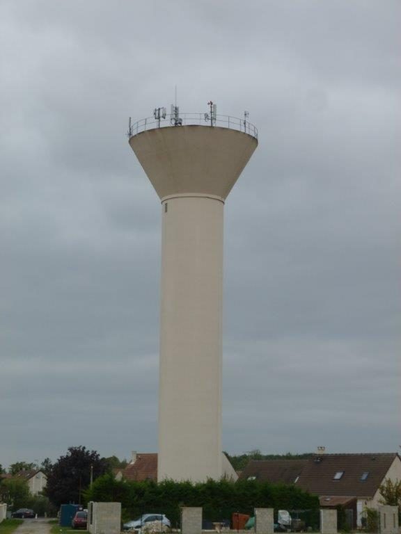 Les antennes sont installées en priorité sur les points hauts.