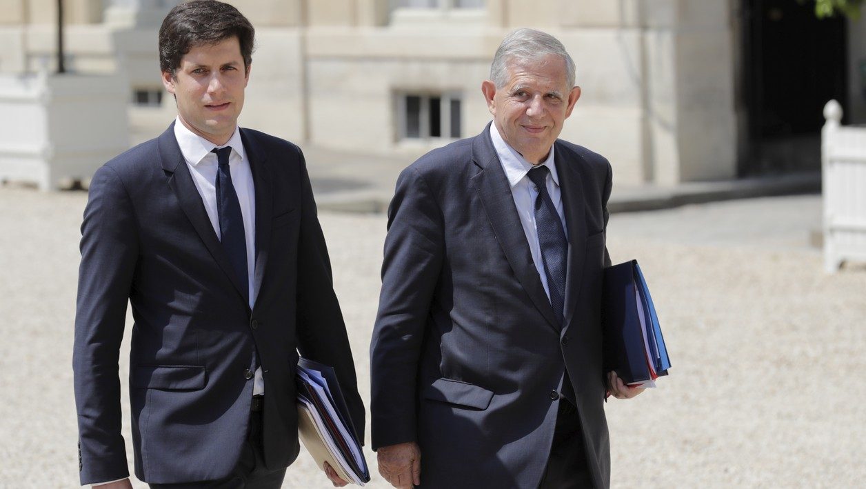Le ministre de la cohésion du territoire Jacques Mézard et le secrétaire d'Etat Julien Denormandie.
