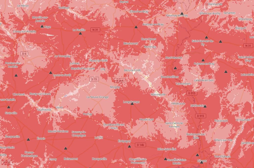 Les zones les plus claires sont celles où la couverture mobile 3G est limitée.