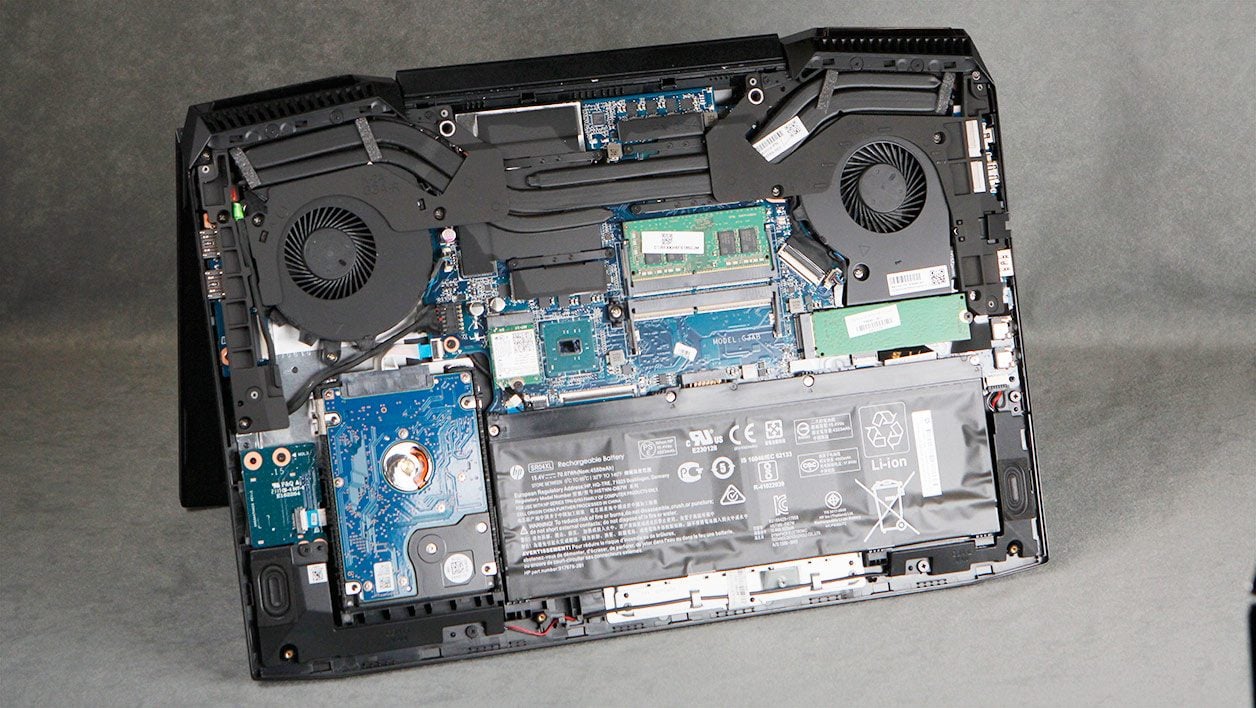 HP Omen 15 (15-ce099nf)
