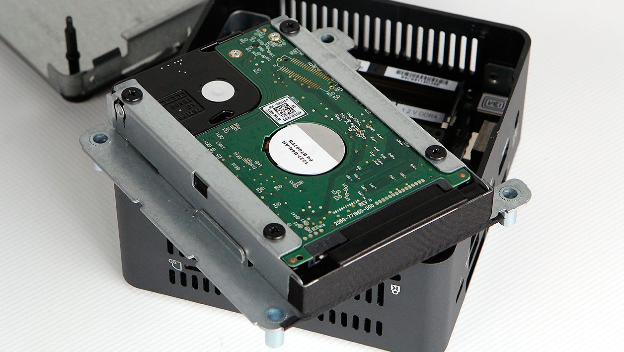 Intel NUC NUC7I5BNH