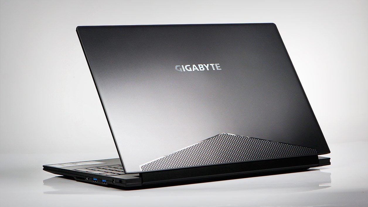 Gigabyte Aero 15X (v7 B44W10P-FR)