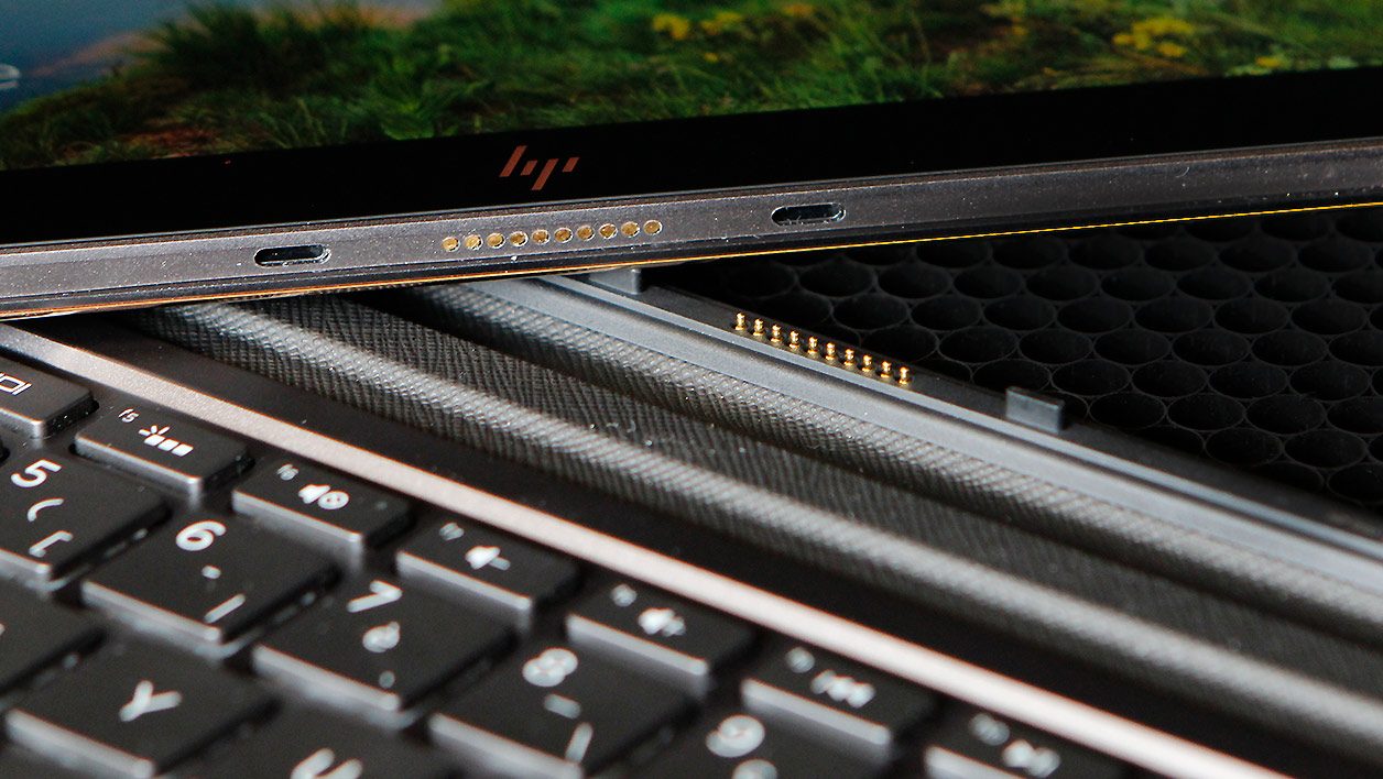 HP Spectre x2 12 (12-c001nf)