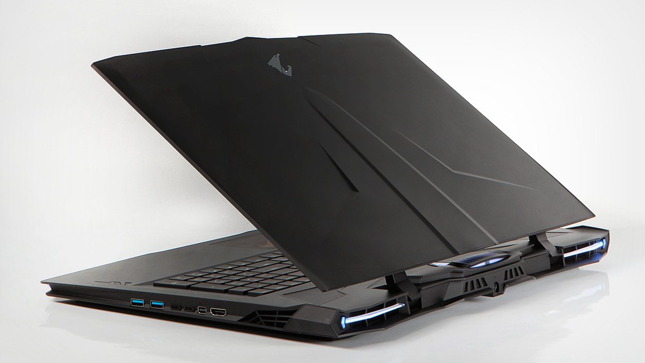 Gigabyte Aorus X9 v7