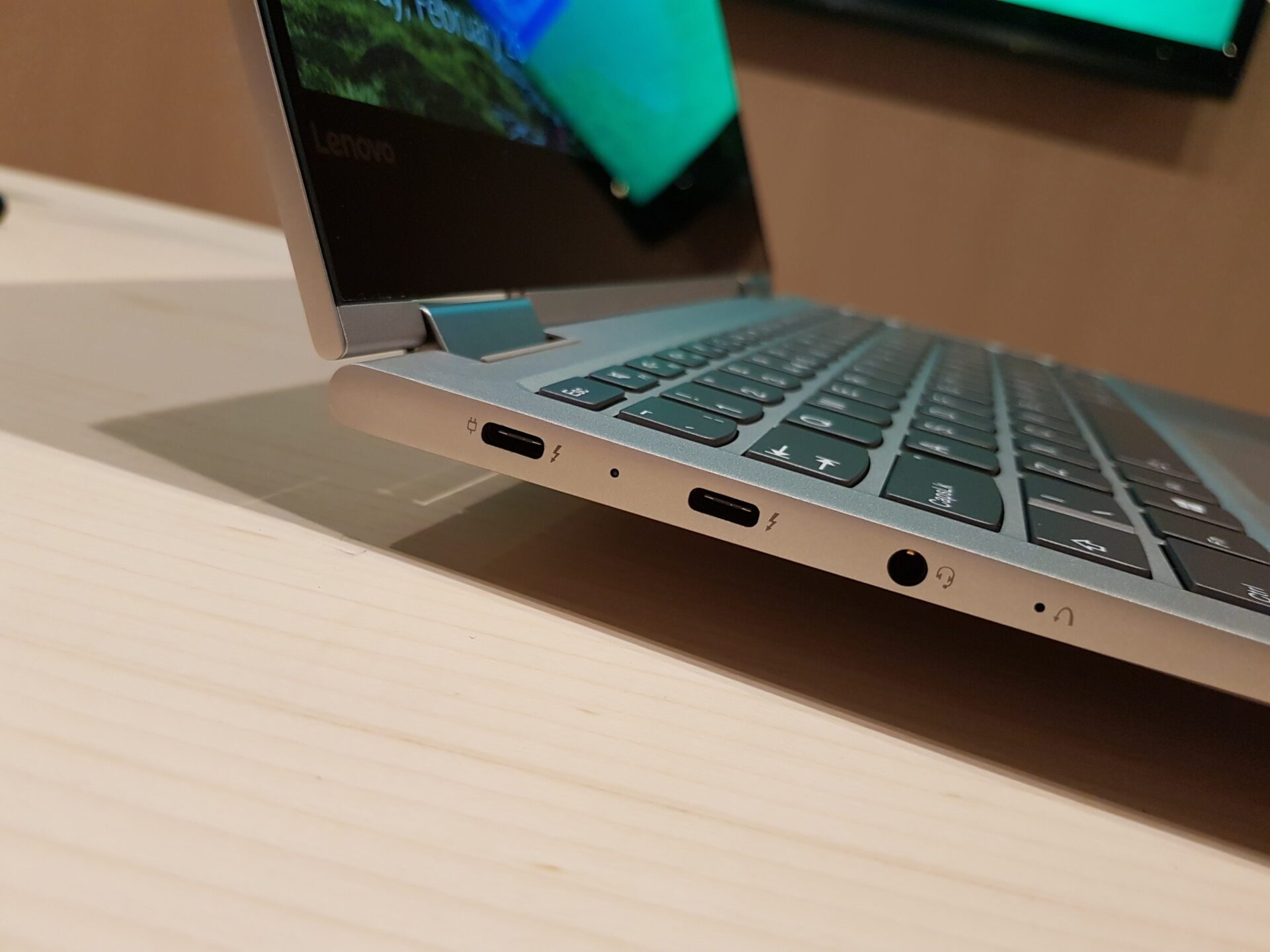 Lenovo Yoga 730 13 pouces