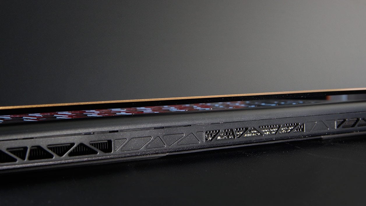 MSI GS65 Stealth Thin 8RF (8RF-046FR)