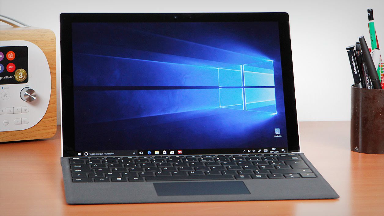 Microsoft Surface Pro (2017)