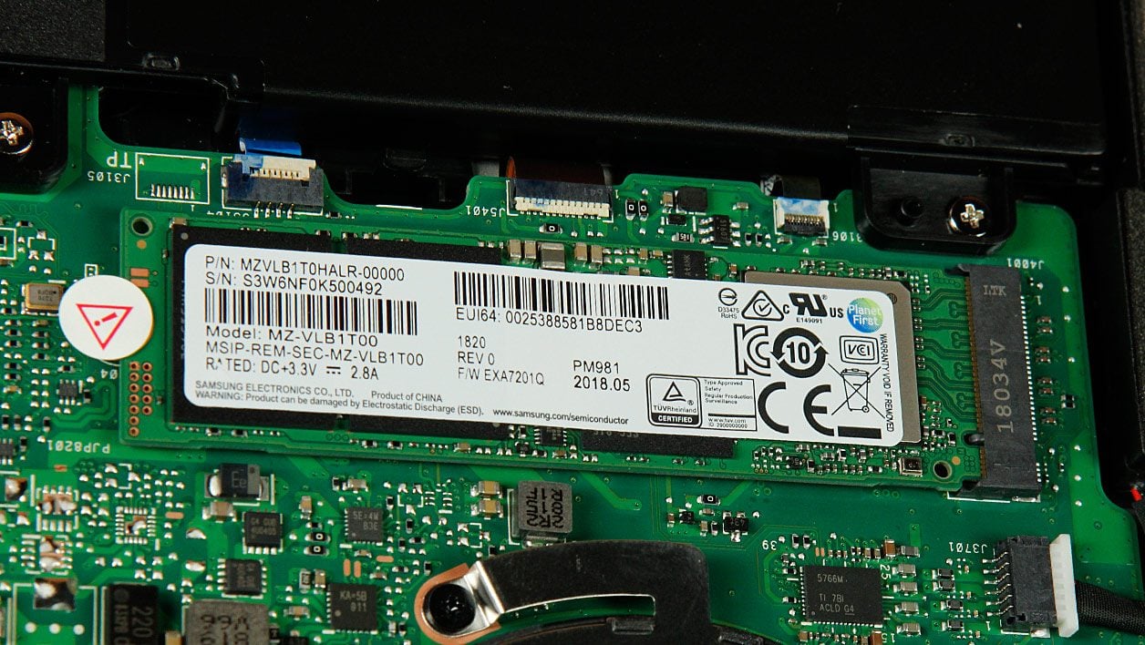 Asus ZenBook Pro 15 (UX580GE)