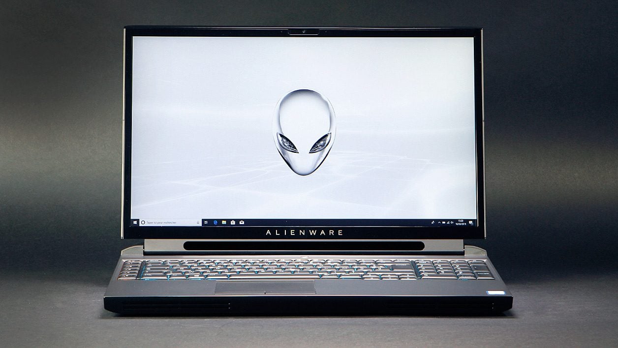 Dell-Alienware-Area-51m-n00aw51m11-face.jpg