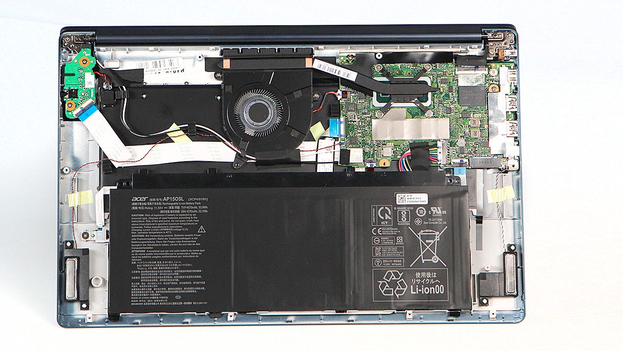 Acer-Swift-5-(SF515-51T-77CM)-inside.jpg