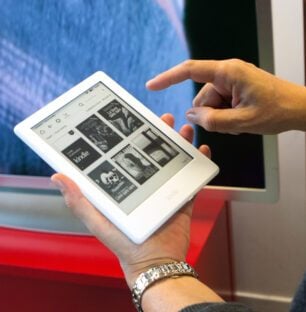 Liseuse Kindle Paperwhite contre Touch Lux 4 : la comparaison