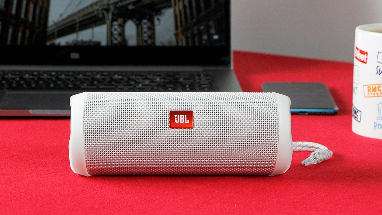 JBL Flip 4