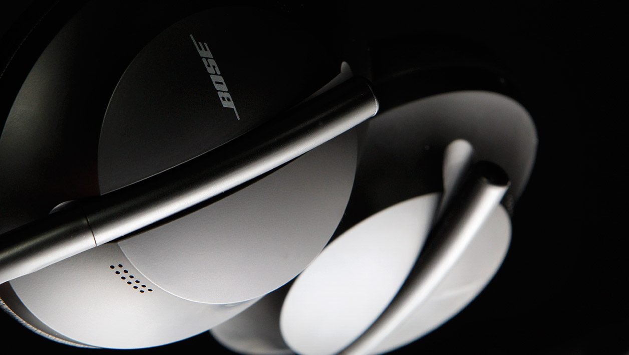 Test du casque Bose Headphones 700 : que vaut l'évolution naturelle du QC  35 ? - Numerama