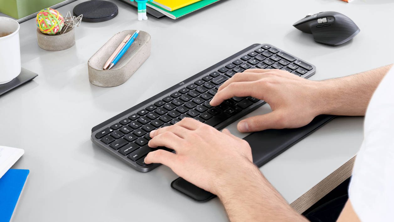 Logitech MX Keys