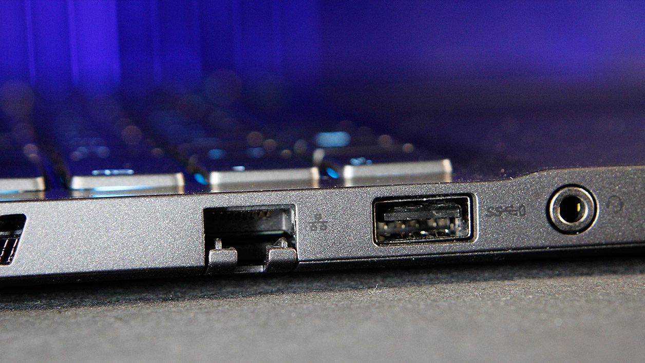 Dell Alienware m17 R2