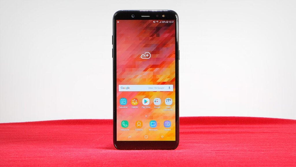 Samsung Galaxy A6 (2018) - Fiche technique - 01net.com