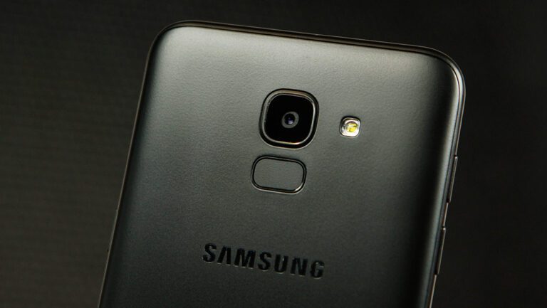 Samsung Galaxy J6 - Fiche technique - 01net.com