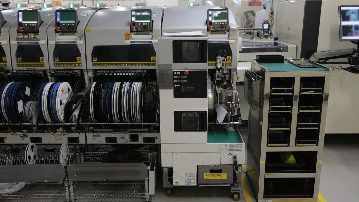 La cadence de production est d'un smartphone toutes les 28,5 secondes.