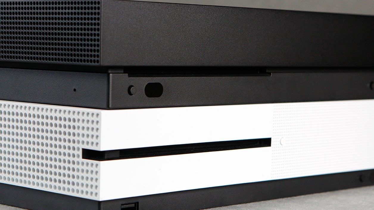 Microsoft Xbox One S et X