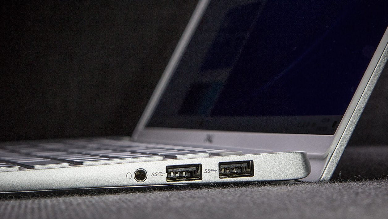 Dell Inspiron 14 Série 7000 (7490)