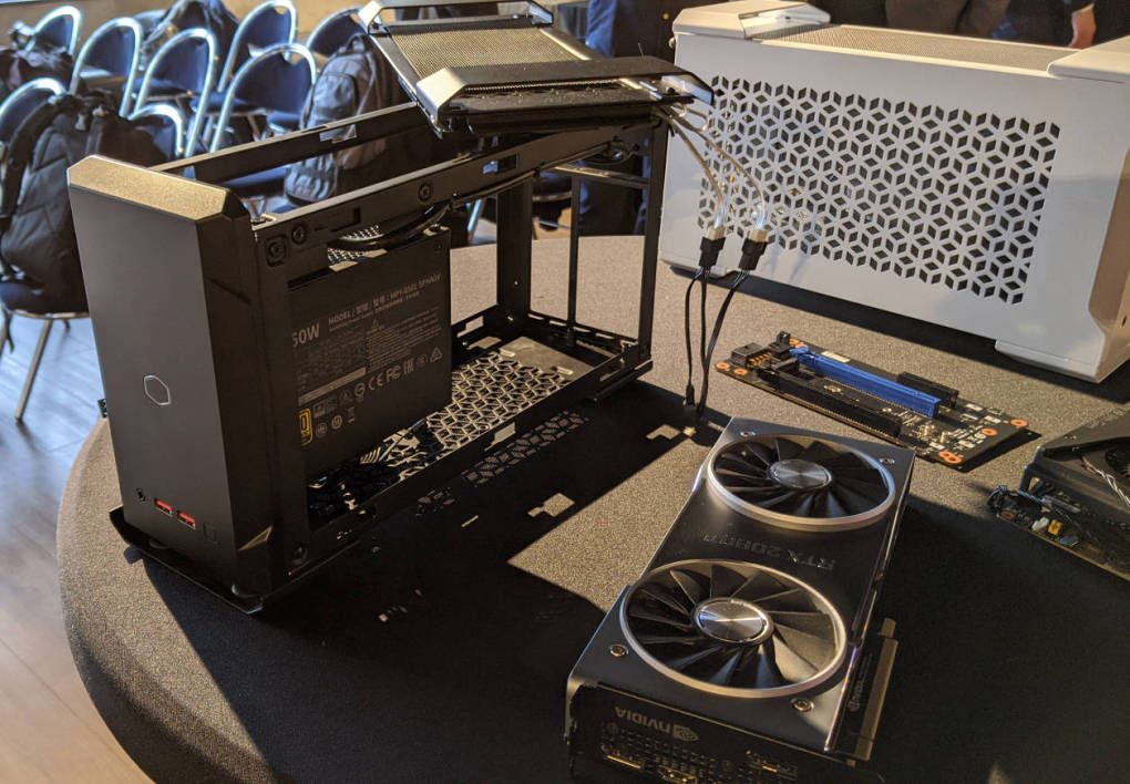 Boîtier CoolerMaster pour Compute Element Intel