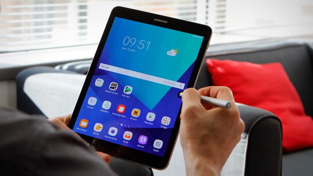 Samsung Galaxy Tab S3 : 4G LTE, clavier et stylet seraient au programme